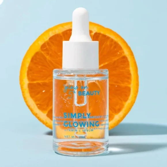 Glow on 5th Simply Glowing Vitamin C Serum & Keep It Handy Hand Cream - BUNDLE - Picture 6 of 10